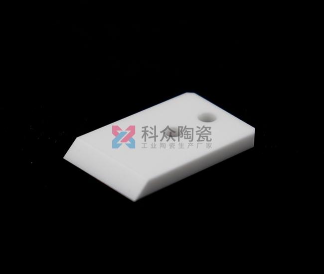 氧化鋯陶瓷產(chǎn)品有什么性能優(yōu)勢(shì)呢？（圖）